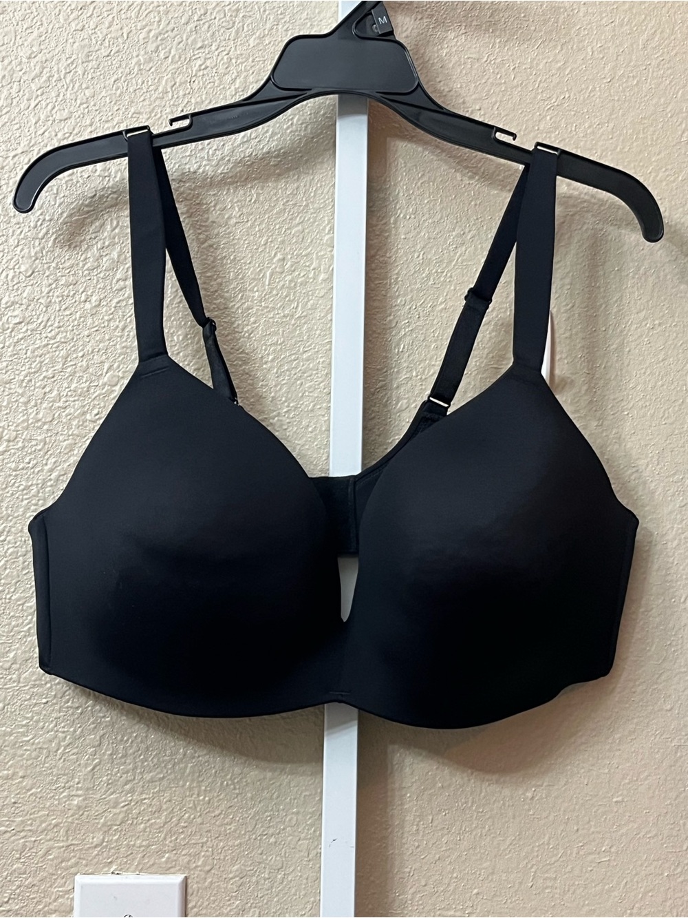 Ambrielle black full-coverage smooth t-shirt style bra